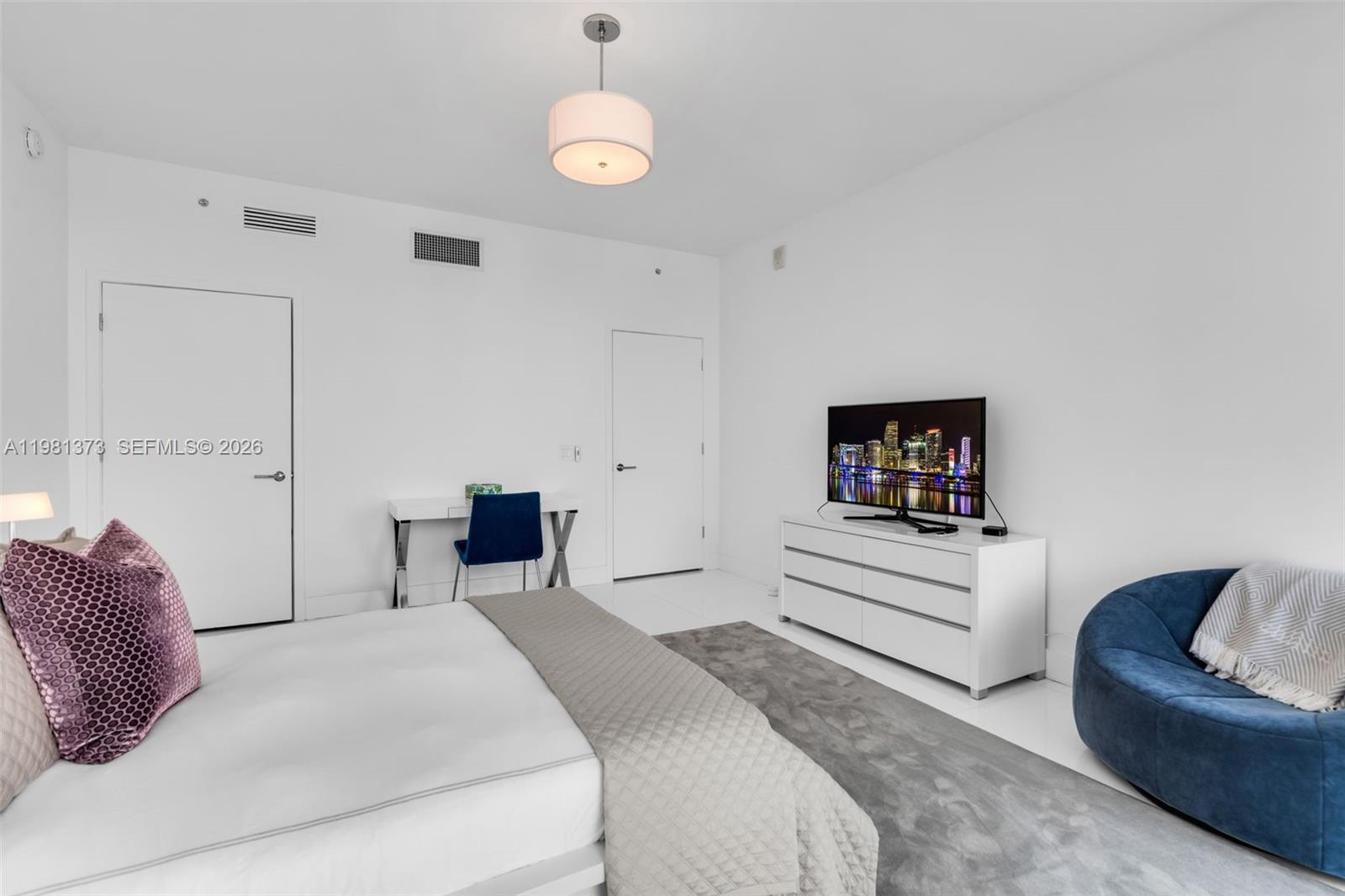 6899 Collins Ave #1602 Miami Beach, FL 33141