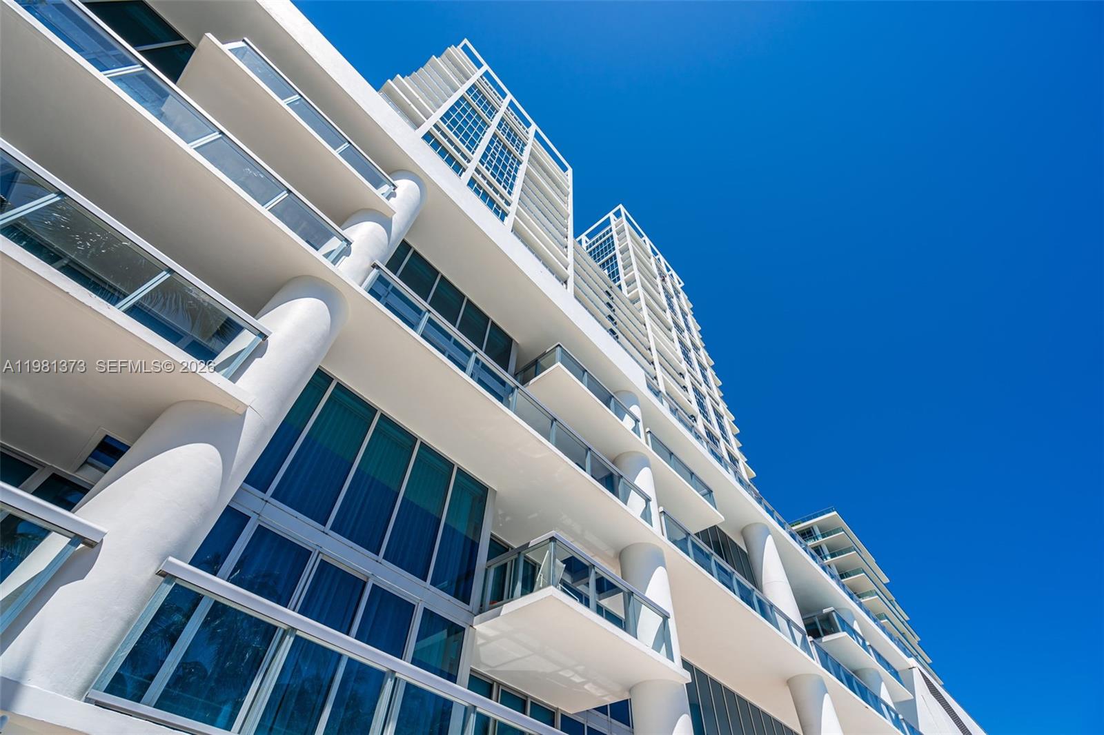 6899 Collins Ave #1602 Miami Beach, FL 33141