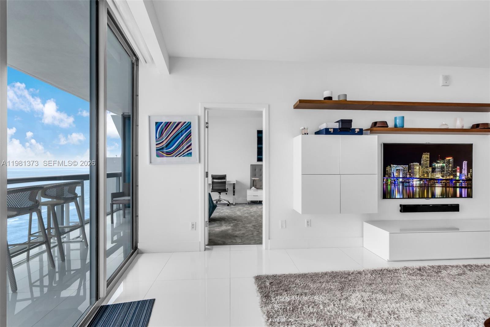 6899 Collins Ave #1602 Miami Beach, FL 33141