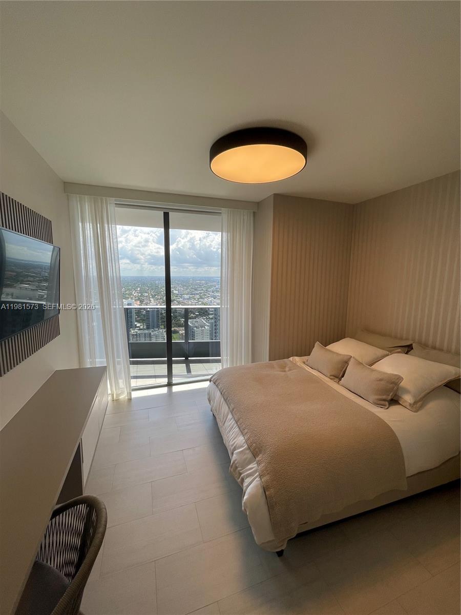 1000 Brickell Plz #4410 Miami, FL 33131