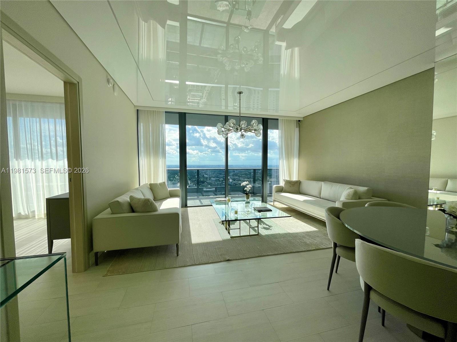 1000 Brickell Plz #4410 Miami, FL 33131