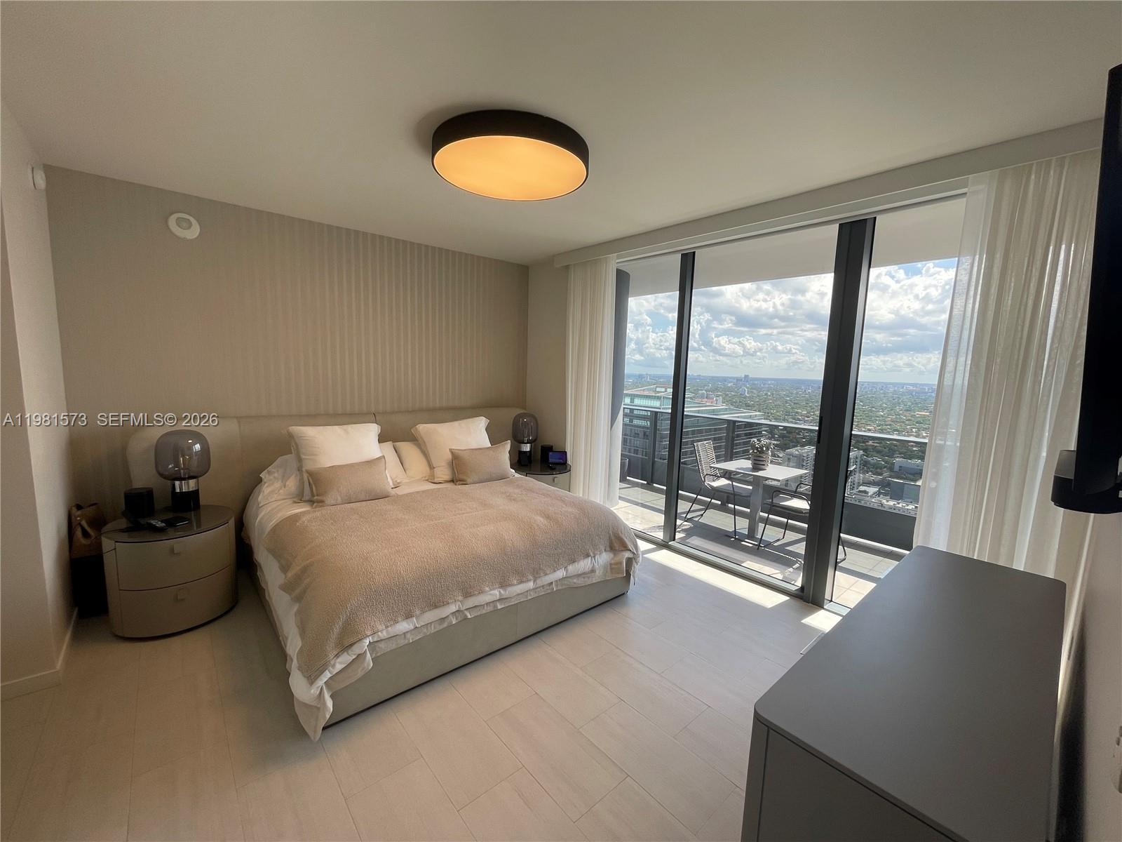 1000 Brickell Plz #4410 Miami, FL 33131