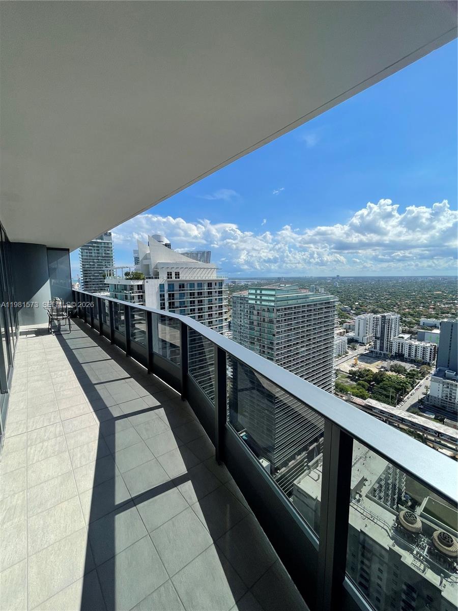 1000 Brickell Plz #4410 Miami, FL 33131