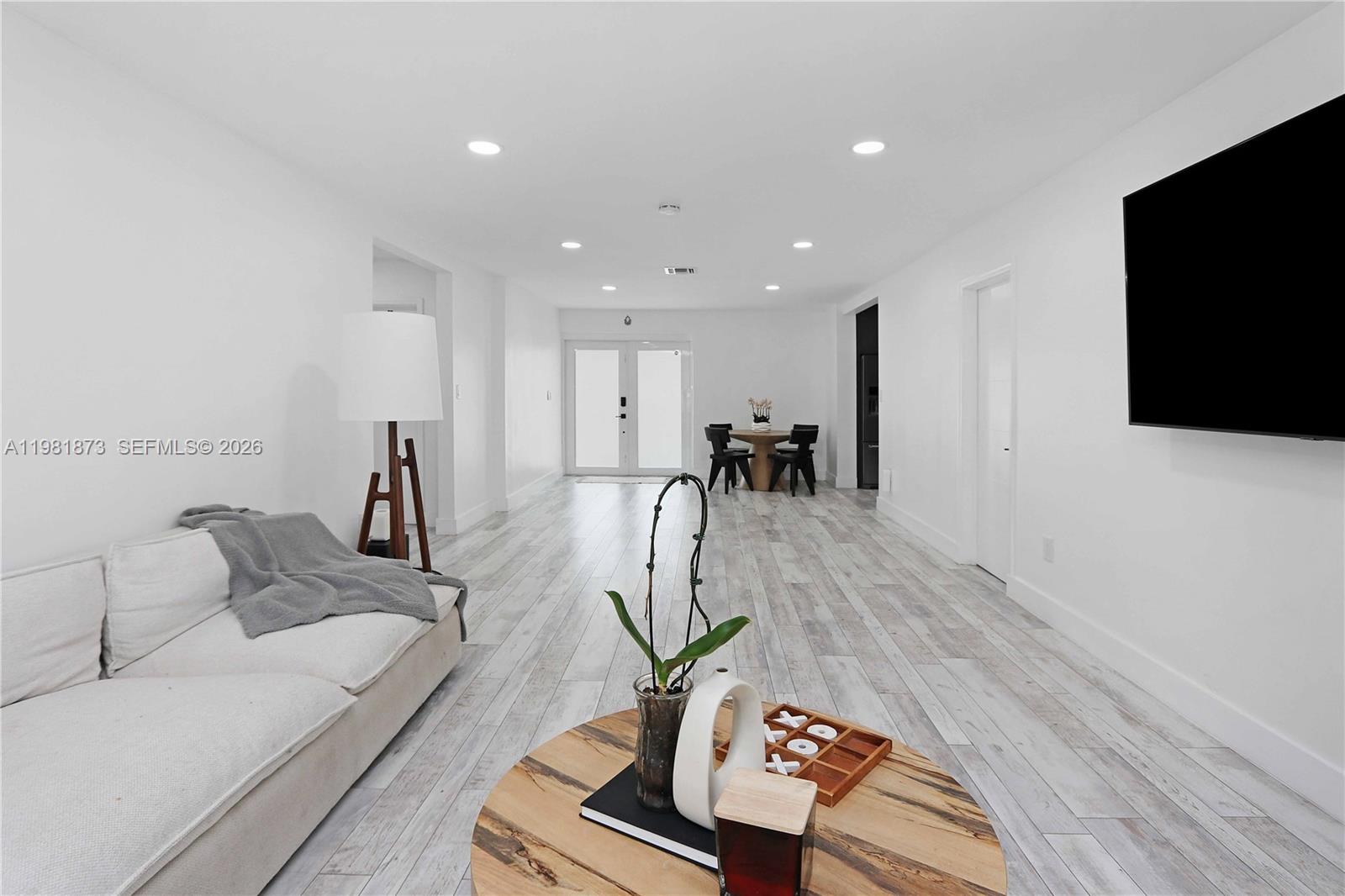 1611 Madison St Hollywood, FL 33020