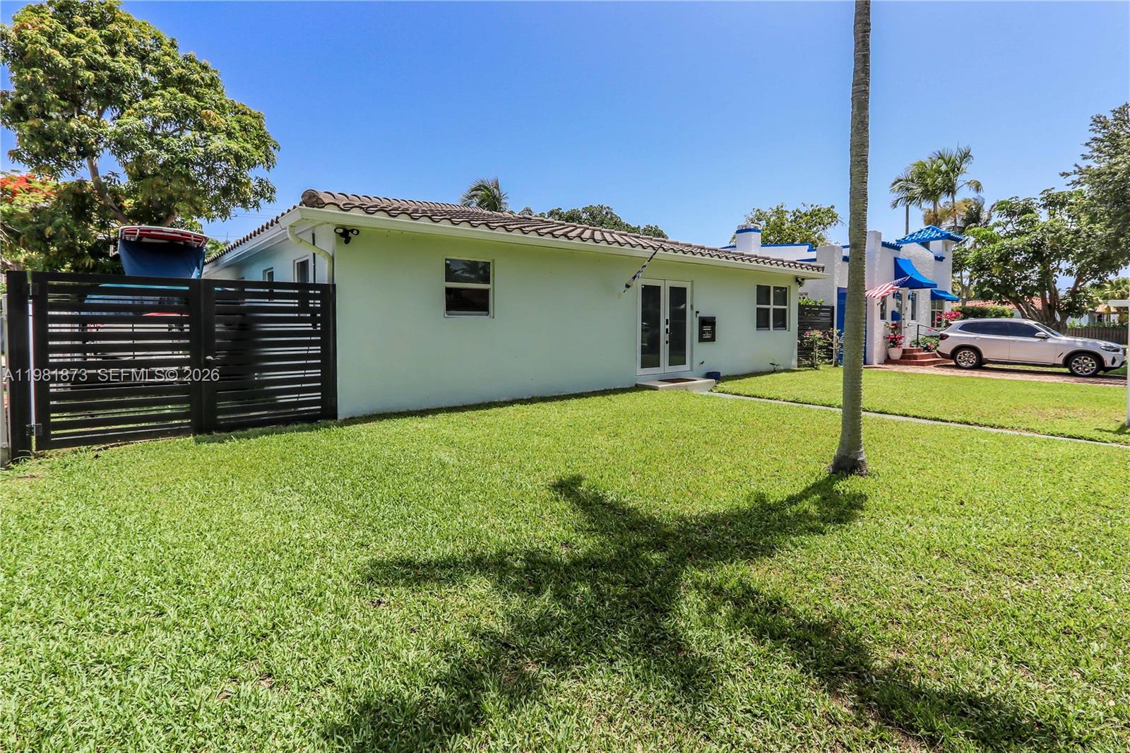 1611 Madison St Hollywood, FL 33020