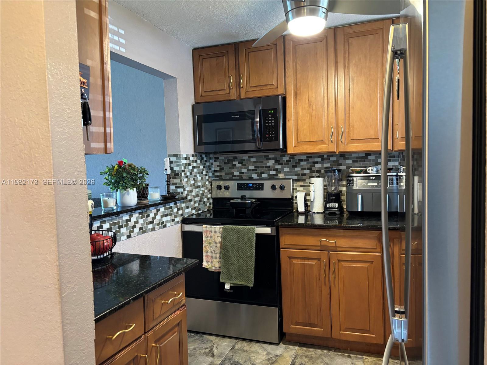 9900 Sunrise Lks Blvd #107 Sunrise, FL 33322