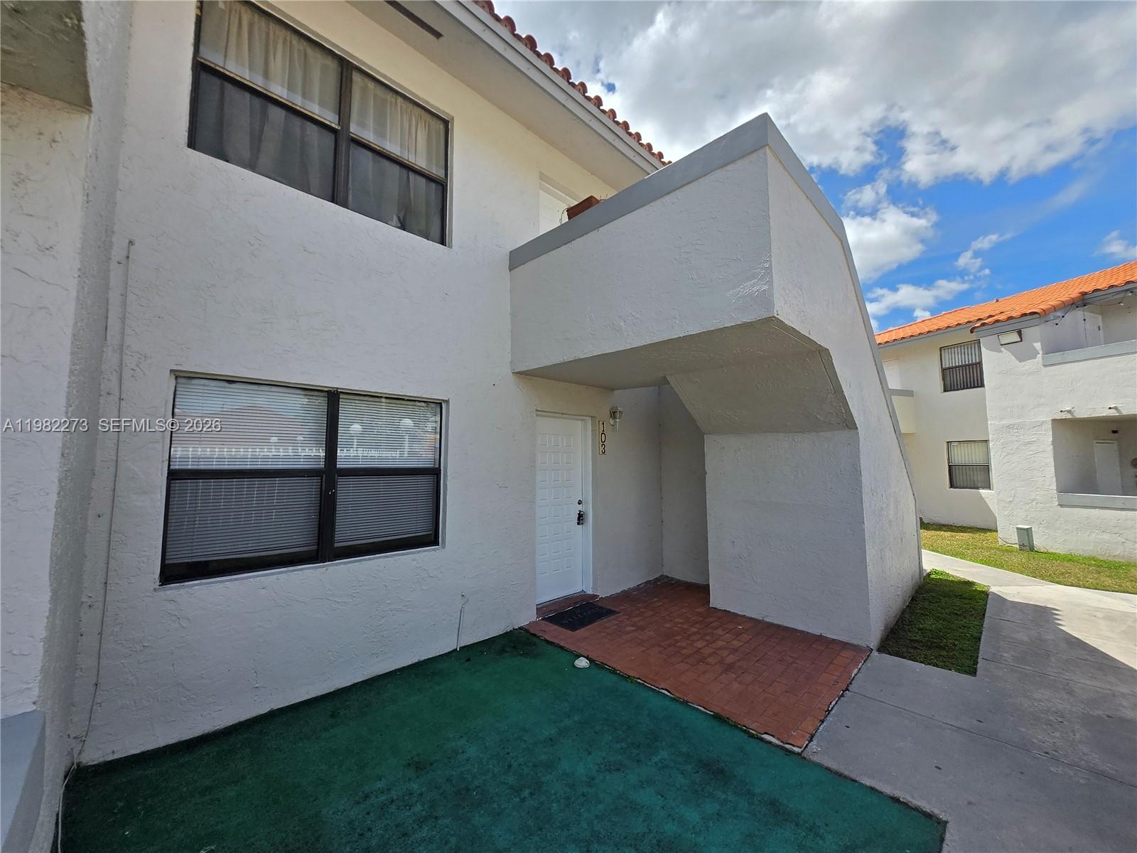 14835 SW 80th St #103-6 Miami, FL 33193