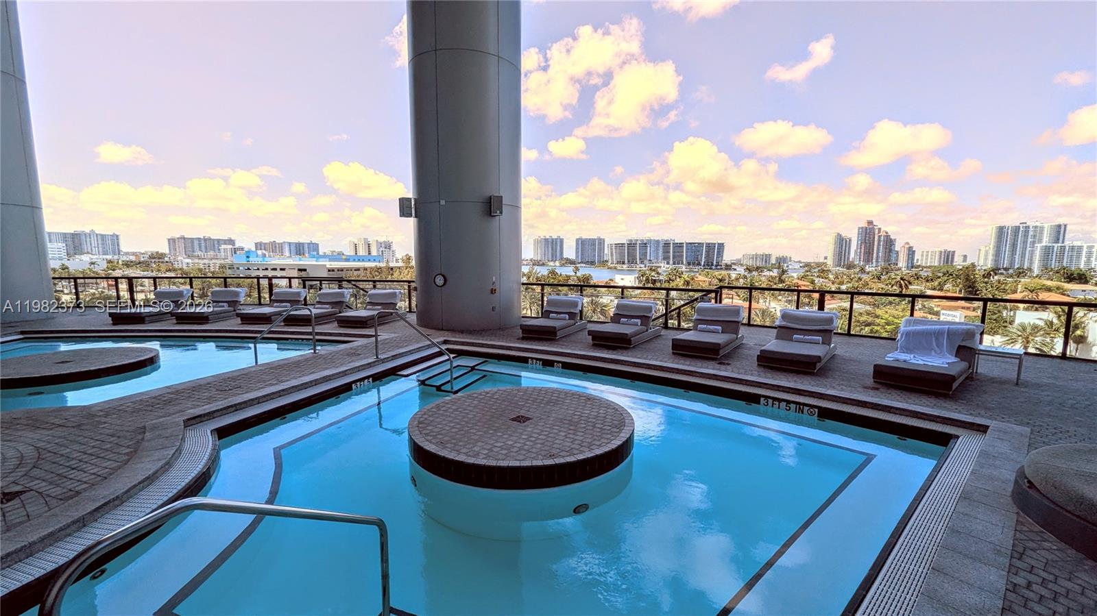 18555 Collins Ave #3005 Sunny Isles Beach, FL 33160