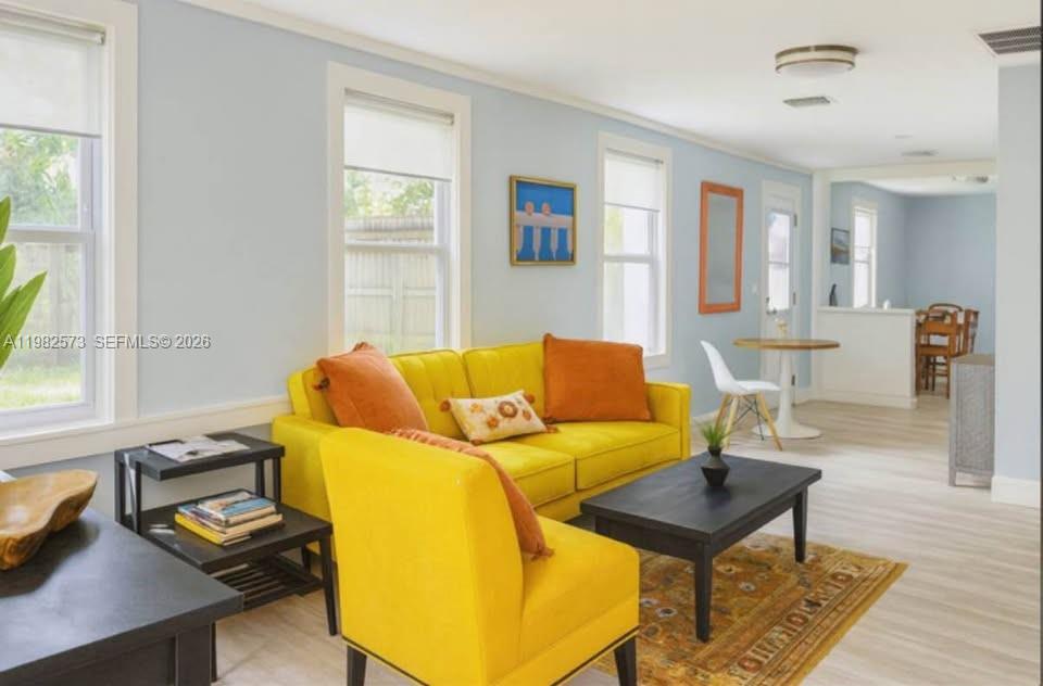 213 N E St Lake Worth, FL 33460