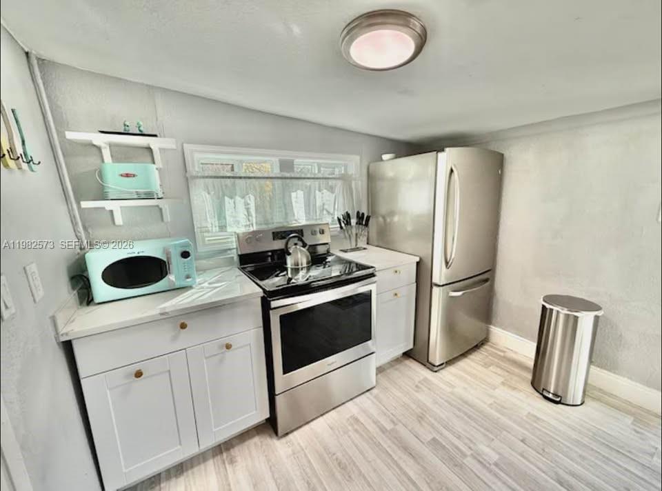 213 N E St Lake Worth, FL 33460