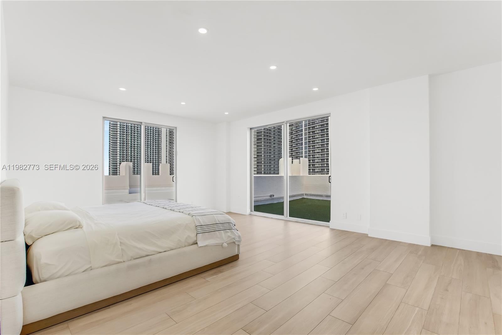 1865 S Ocean Dr #21C Hallandale Beach, FL 33009