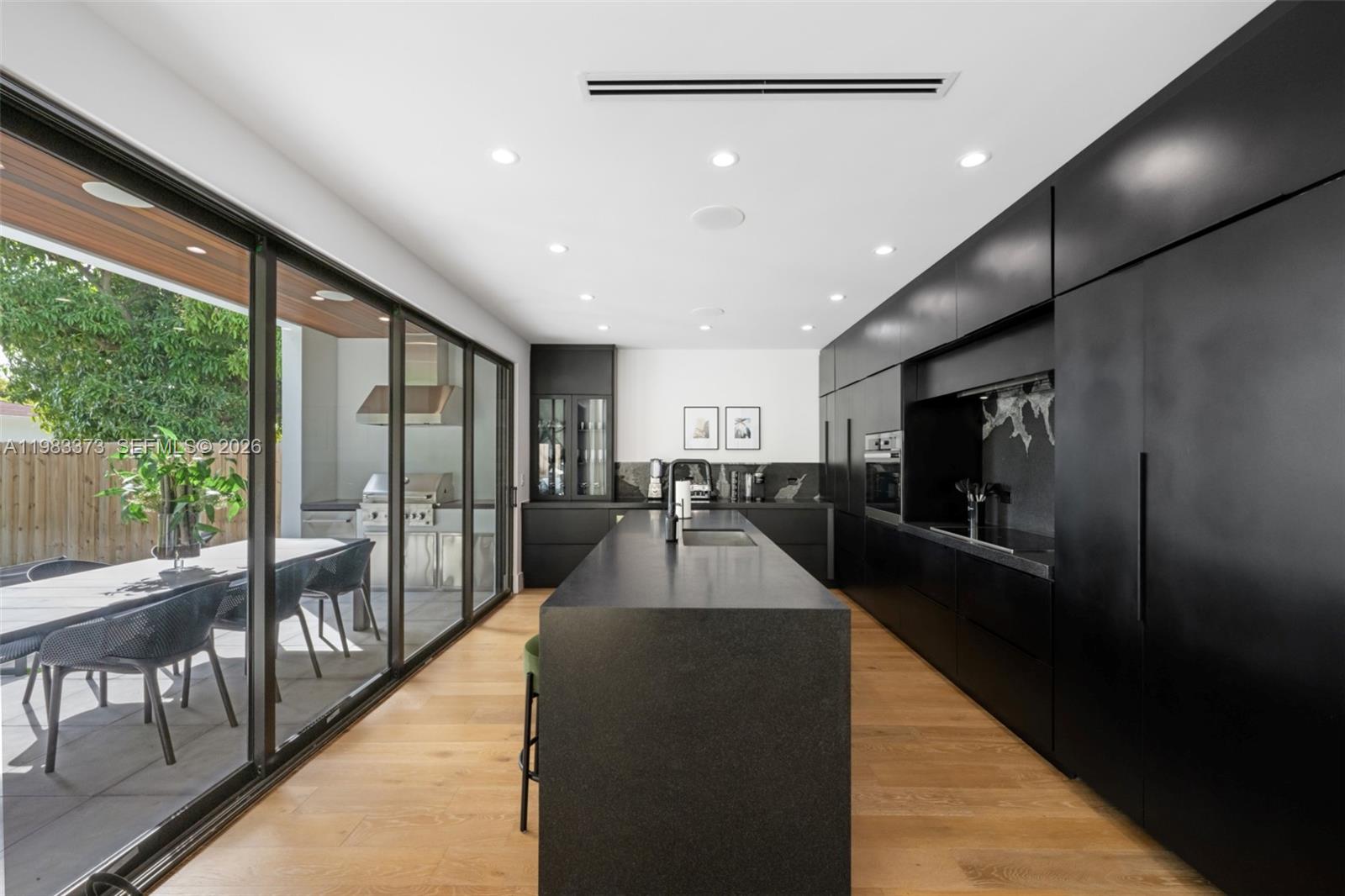 80 NW 45th St Miami, FL 33127