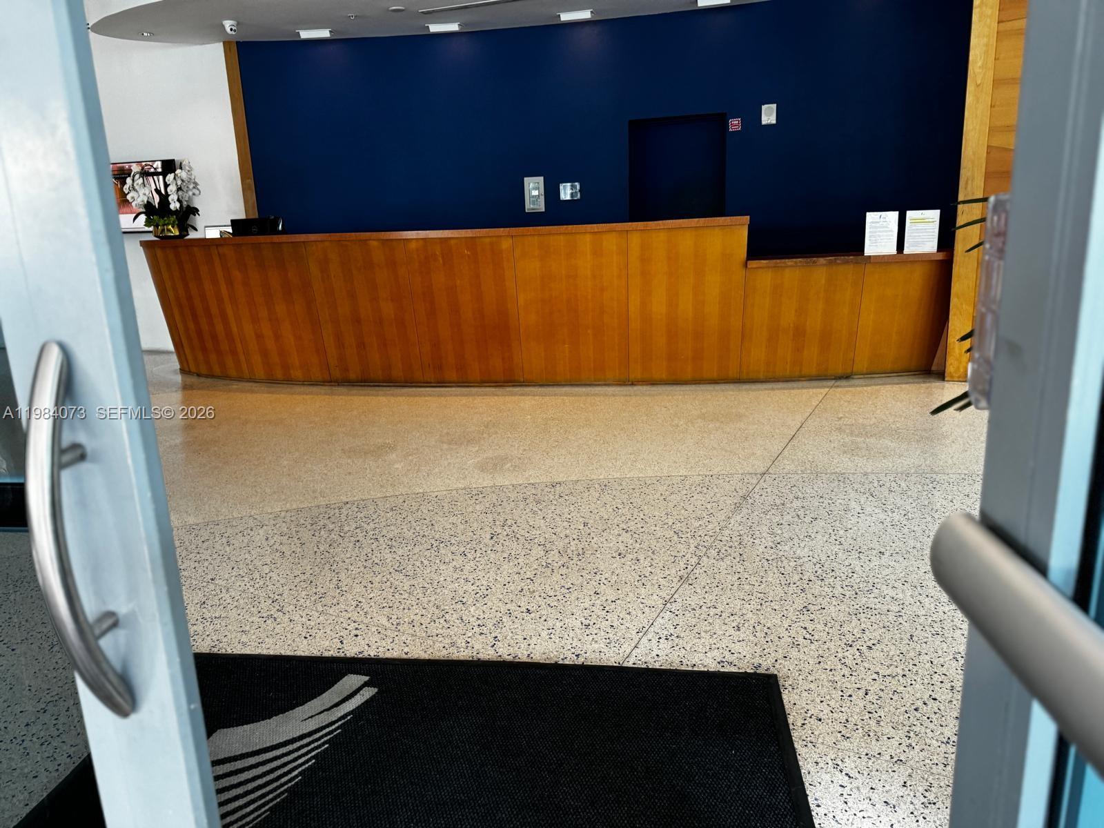 image Blue on the Bay27