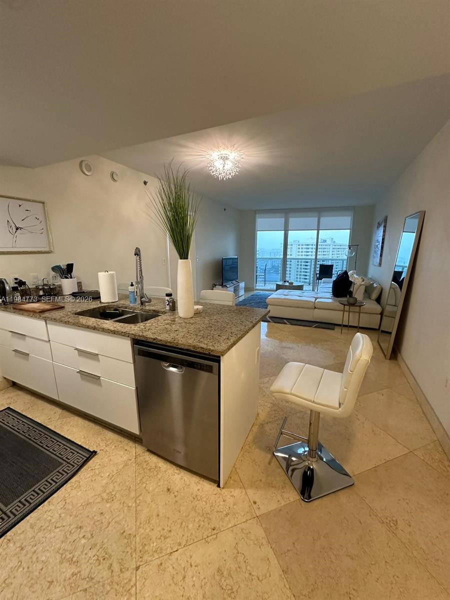 1800 S Ocean Dr #1606 Hallandale Beach, FL 33009