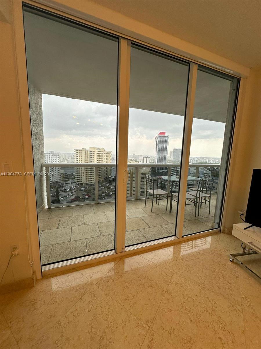 1800 S Ocean Dr #1606 Hallandale Beach, FL 33009