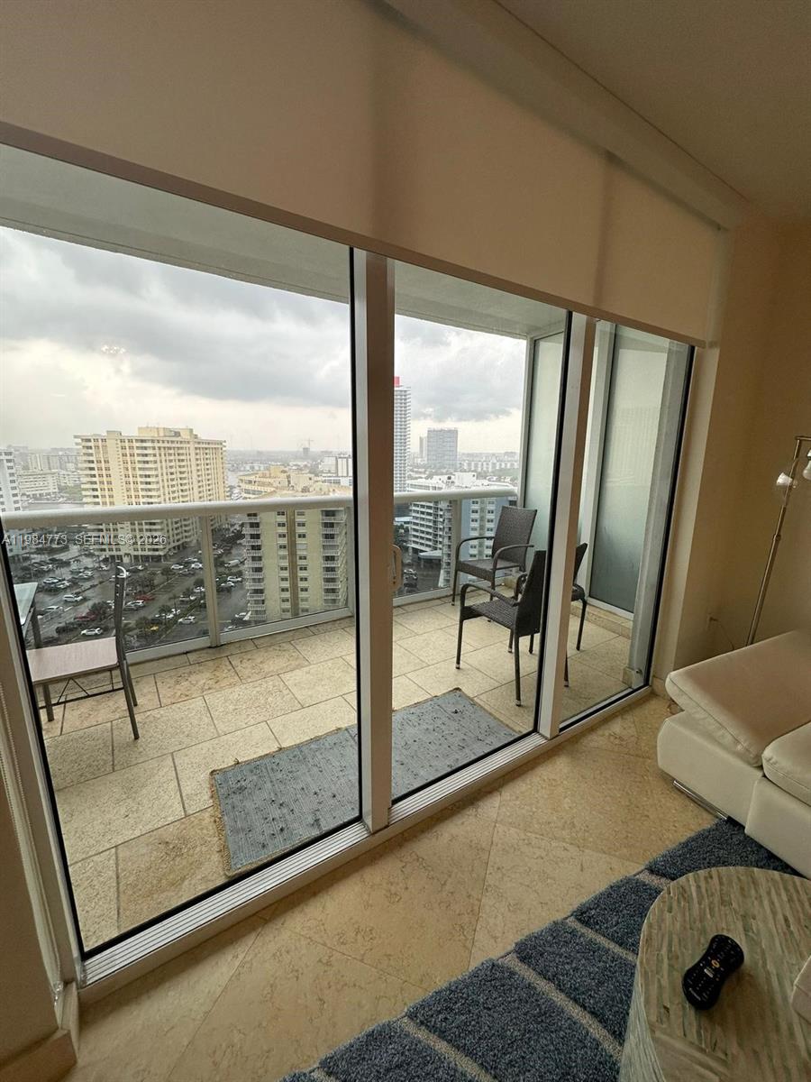 1800 S Ocean Dr #1606 Hallandale Beach, FL 33009