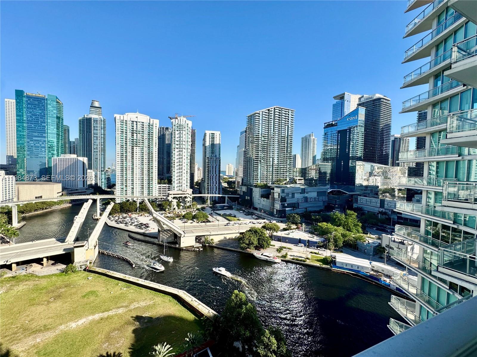 92 SW 3rd St #2112 Miami, FL 33130