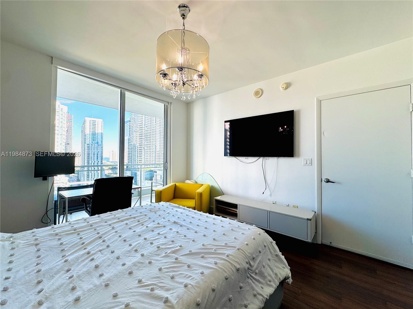 92 SW 3rd St #2112 Miami, FL 33130