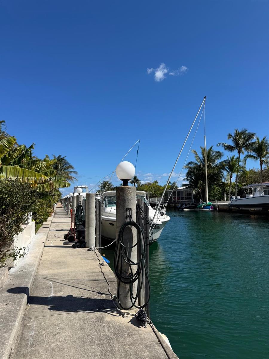 1609 NE 105th St #3-6 Miami Shores, FL 33138