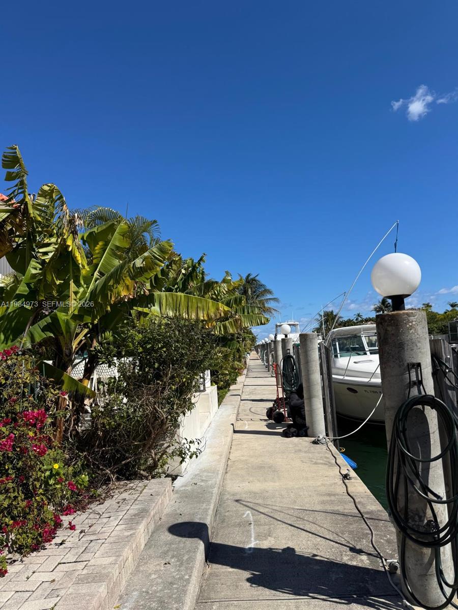 1609 NE 105th St #3-6 Miami Shores, FL 33138