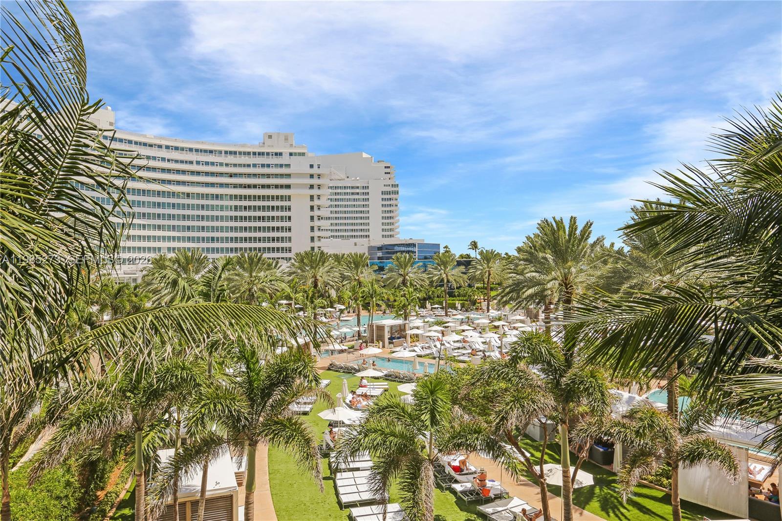 4391 Collins Ave #307 Miami Beach, FL 33140