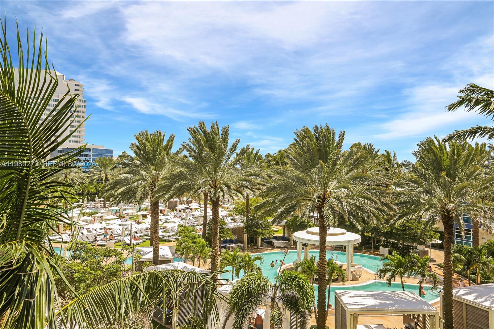 4391 Collins Ave #307 Miami Beach, FL 33140