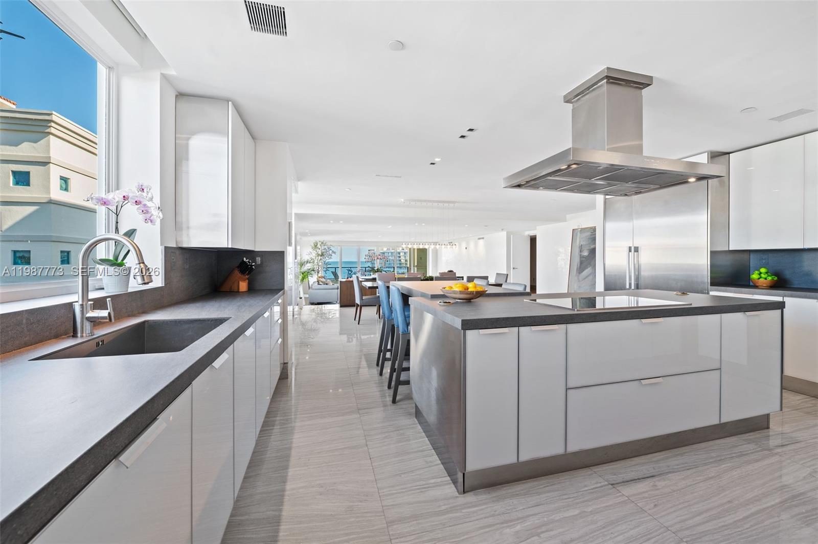 3535 Hiawatha Ave #502 Miami, FL 33133