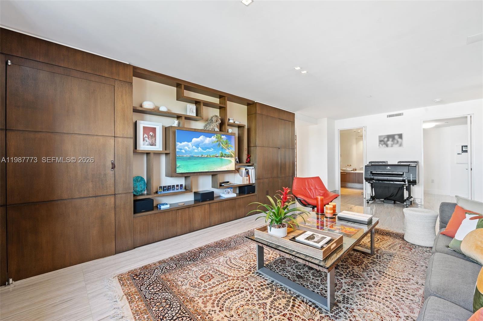 3535 Hiawatha Ave #502 Miami, FL 33133