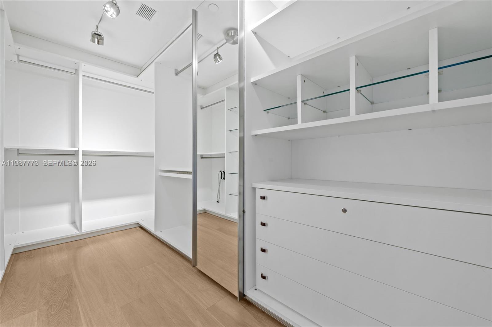 3535 Hiawatha Ave #502 Miami, FL 33133