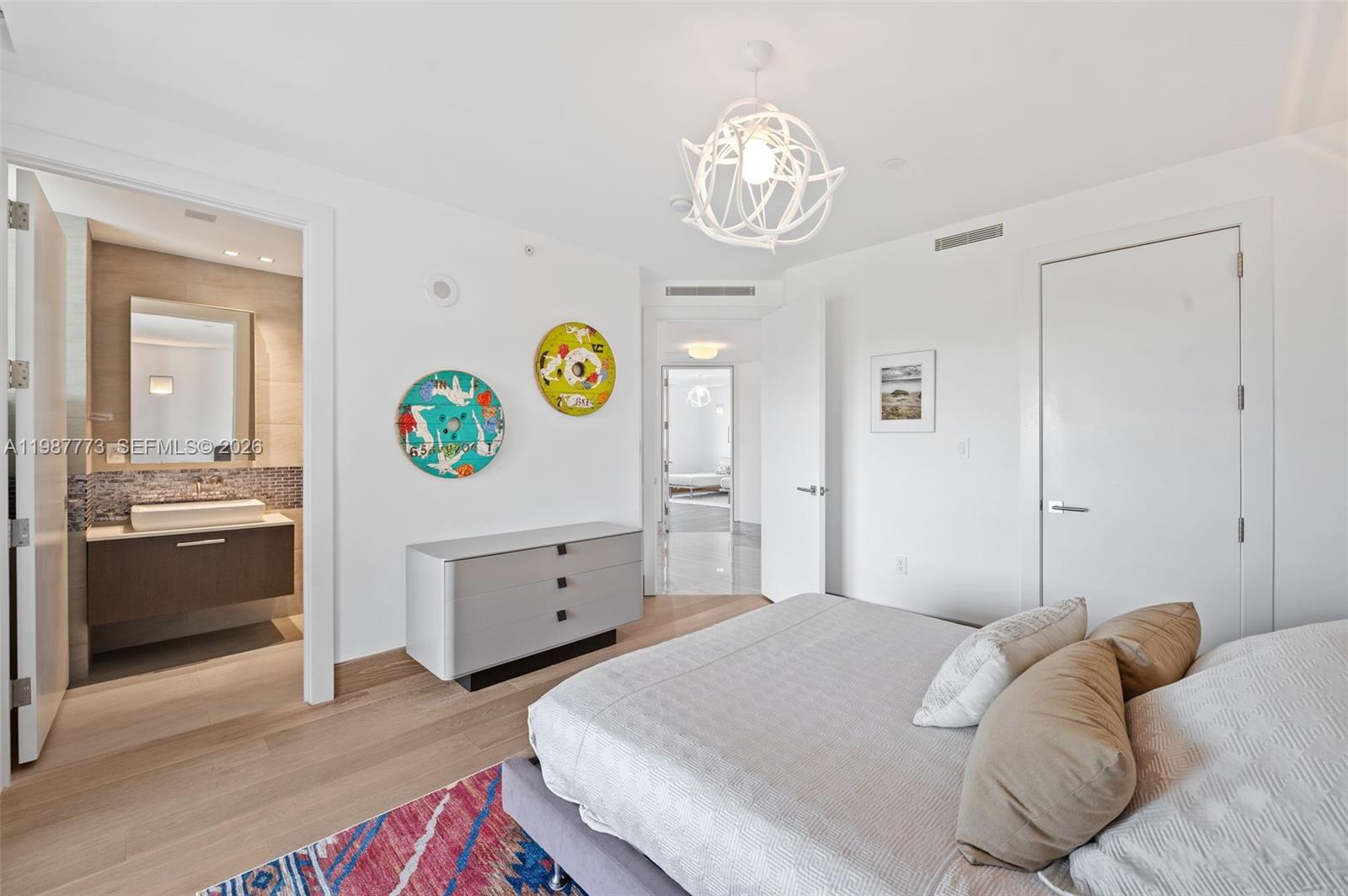 3535 Hiawatha Ave #502 Miami, FL 33133