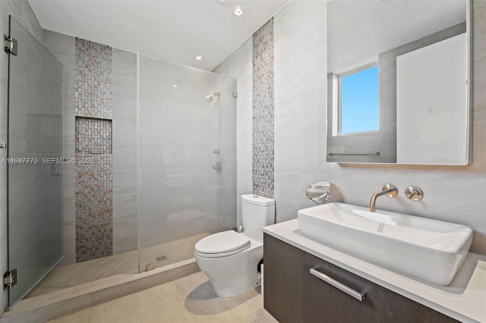 3535 Hiawatha Ave #502 Miami, FL 33133