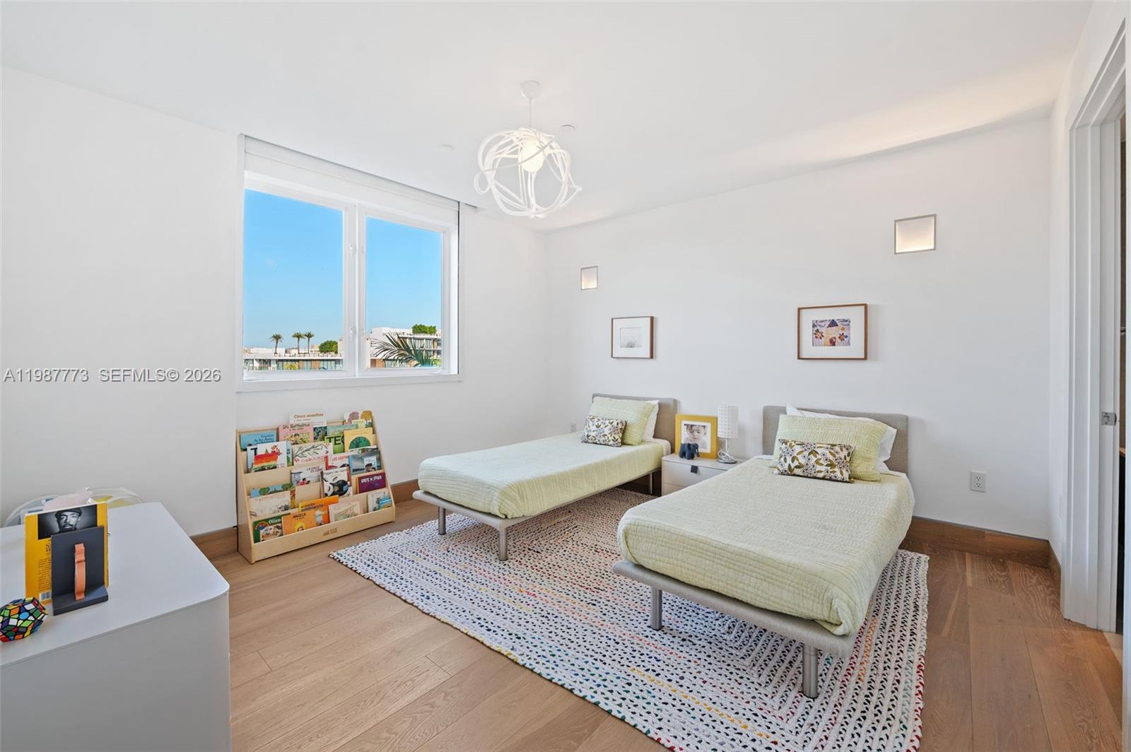 3535 Hiawatha Ave #502 Miami, FL 33133