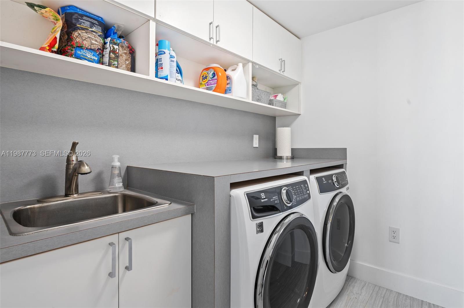 3535 Hiawatha Ave #502 Miami, FL 33133