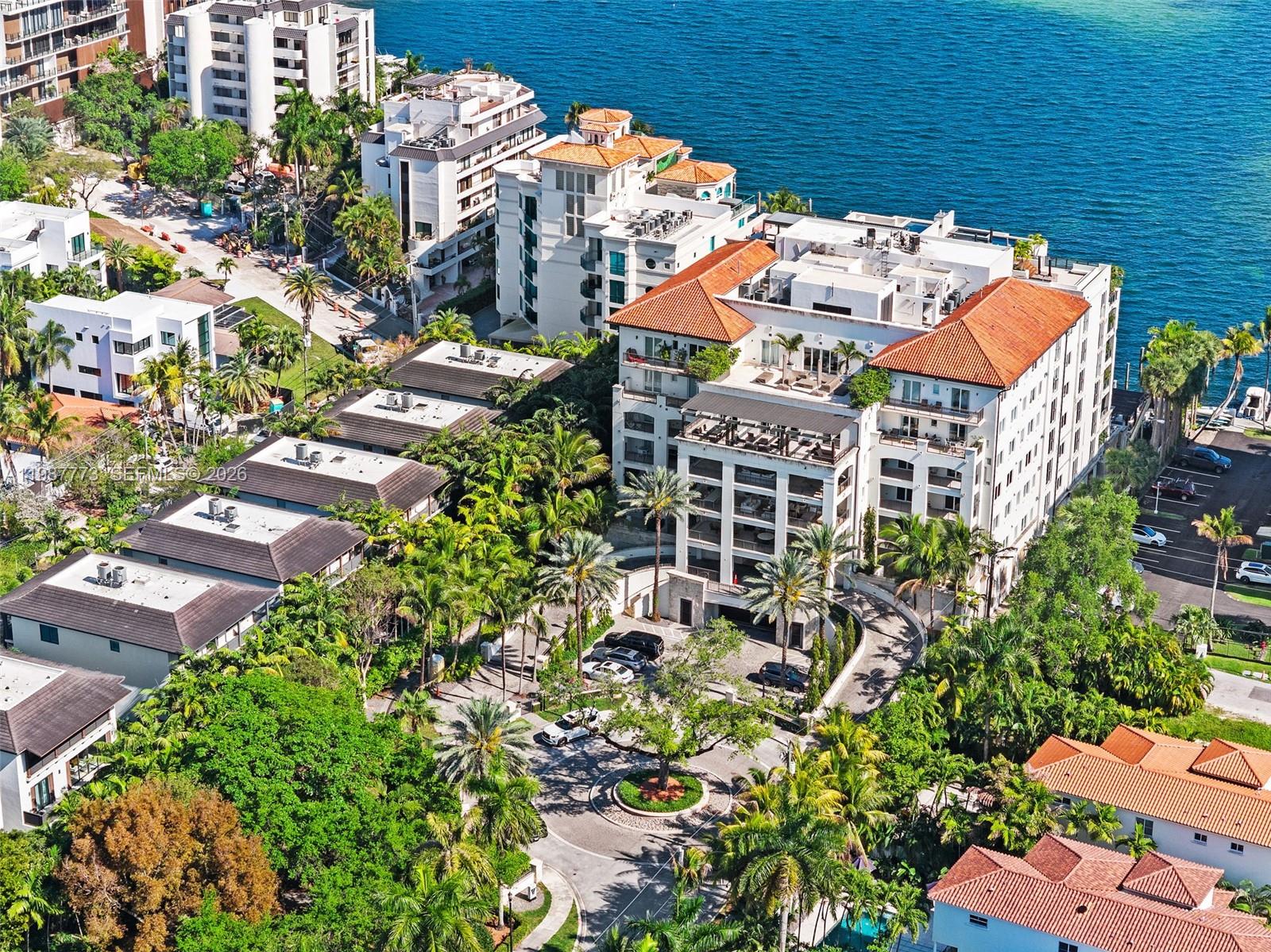 3535 Hiawatha Ave #502 Miami, FL 33133