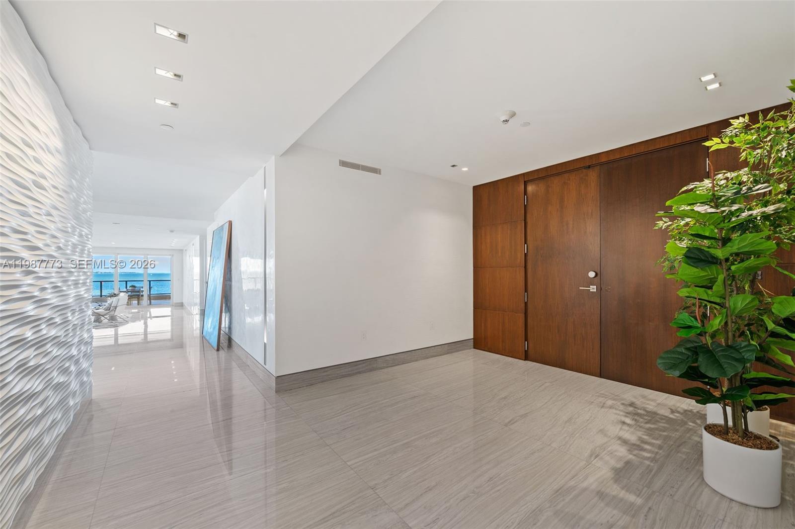 3535 Hiawatha Ave #502 Miami, FL 33133