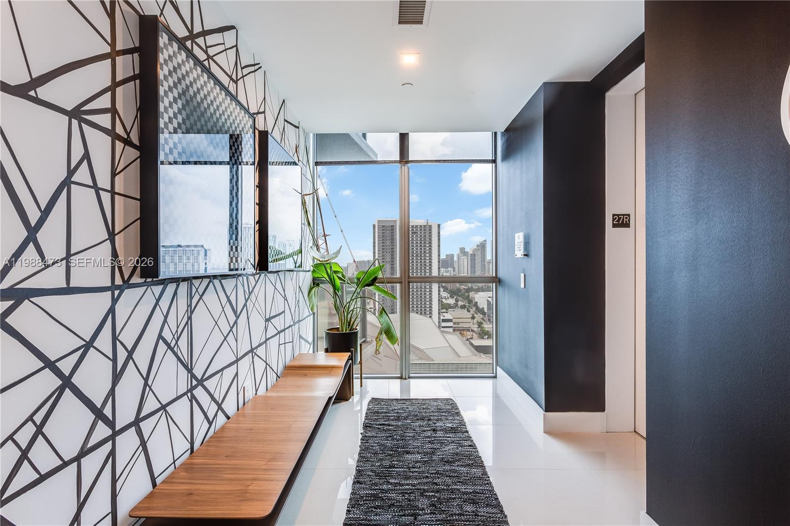 1100 Biscayne Blvd #2708