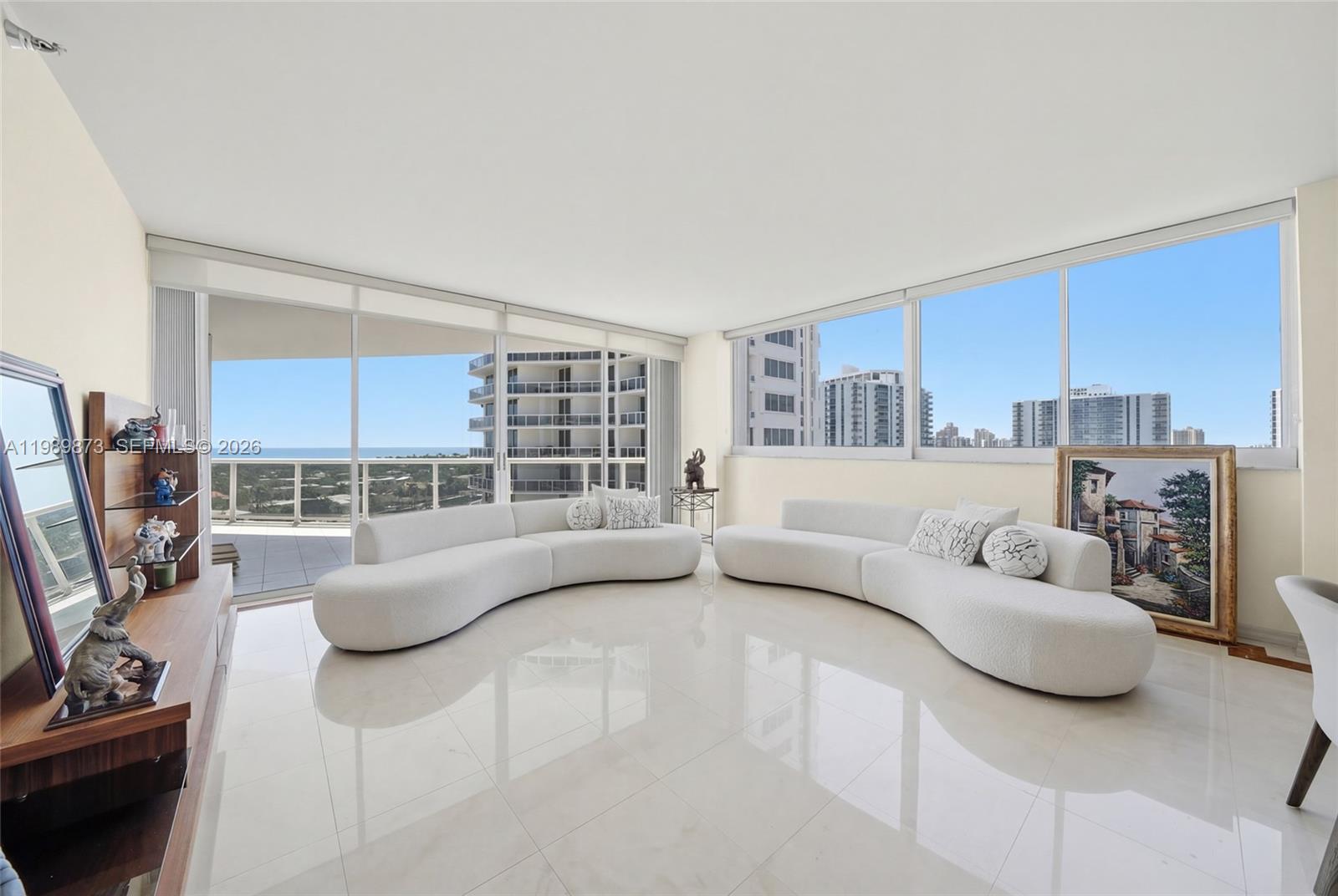 image One Island Place I1