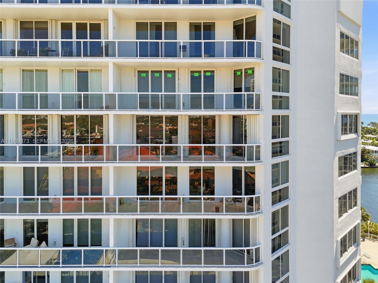 image One Island Place I42