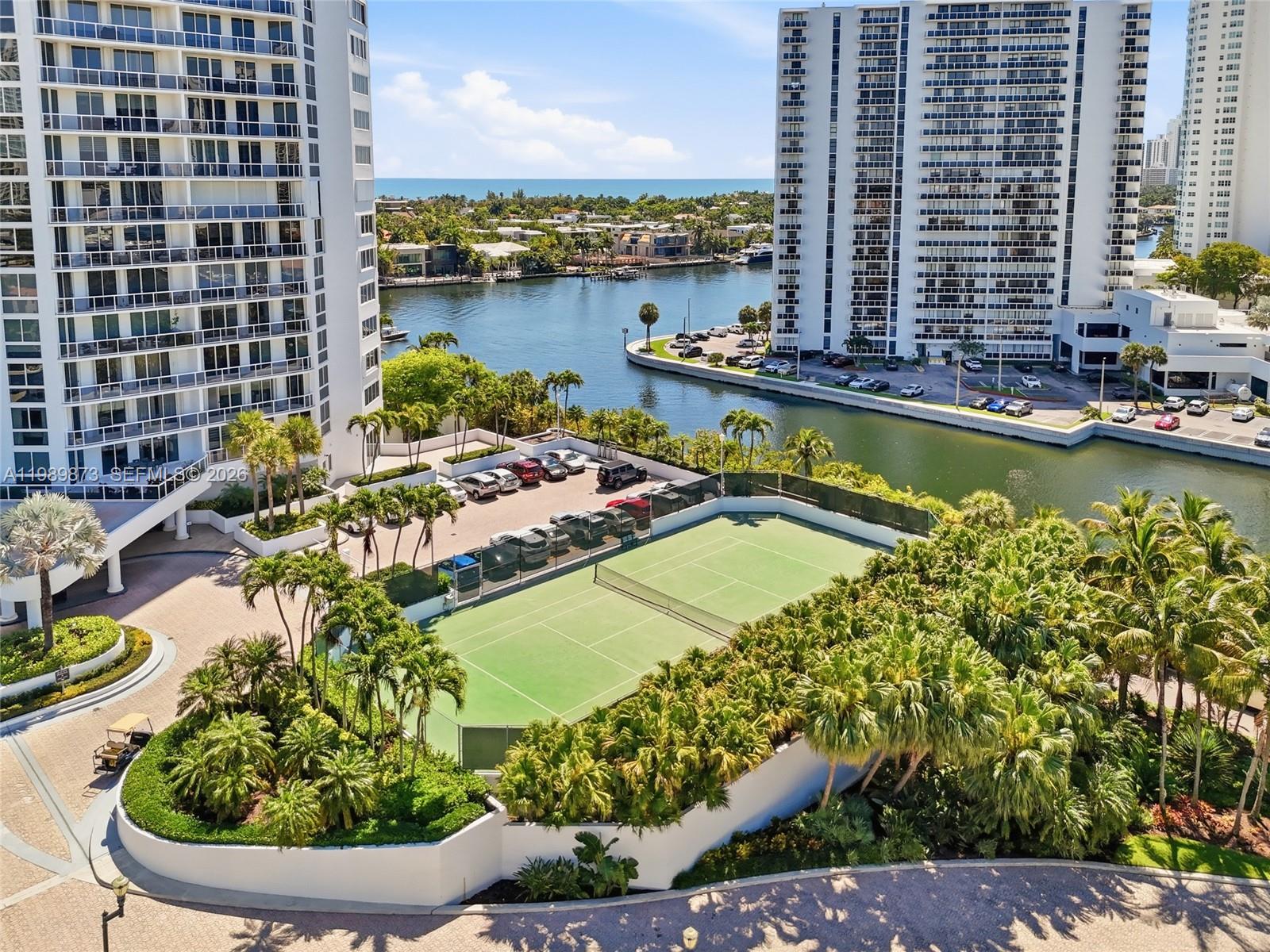 image One Island Place I45