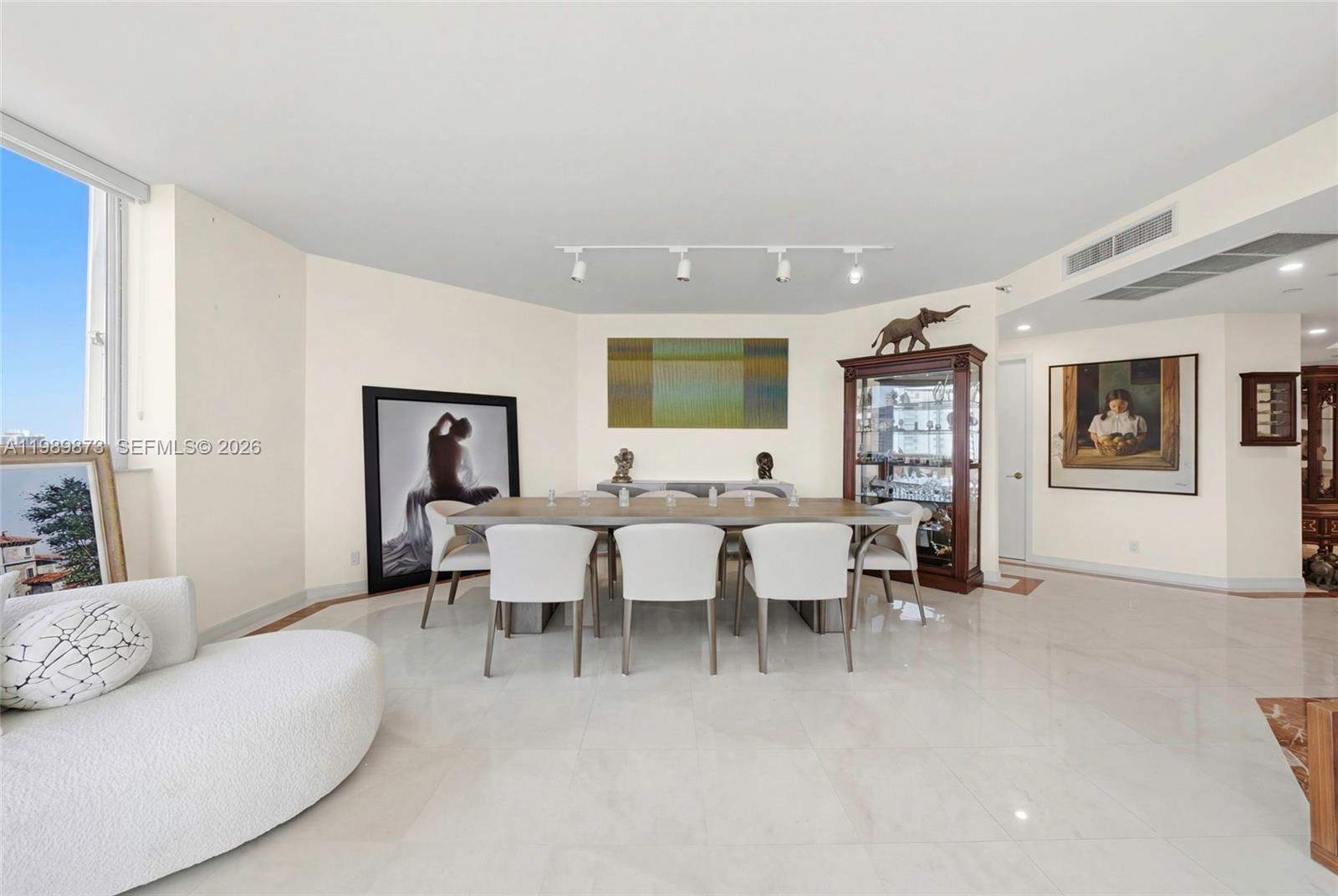 image One Island Place I4