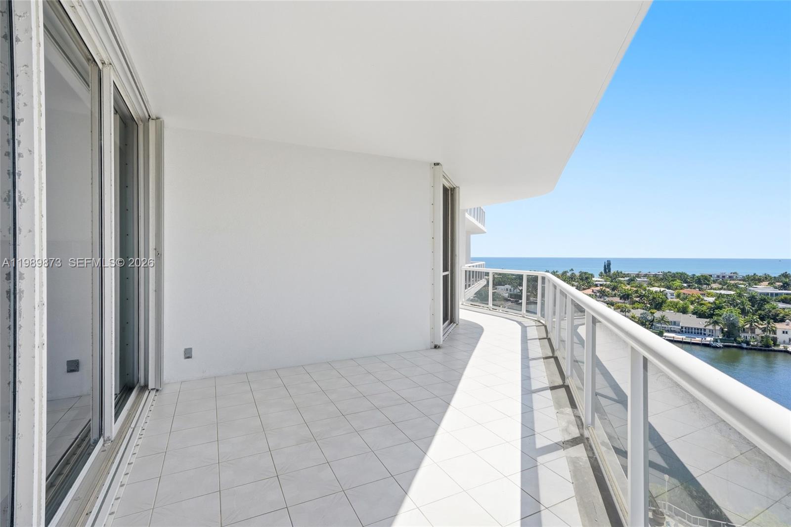 image One Island Place I8