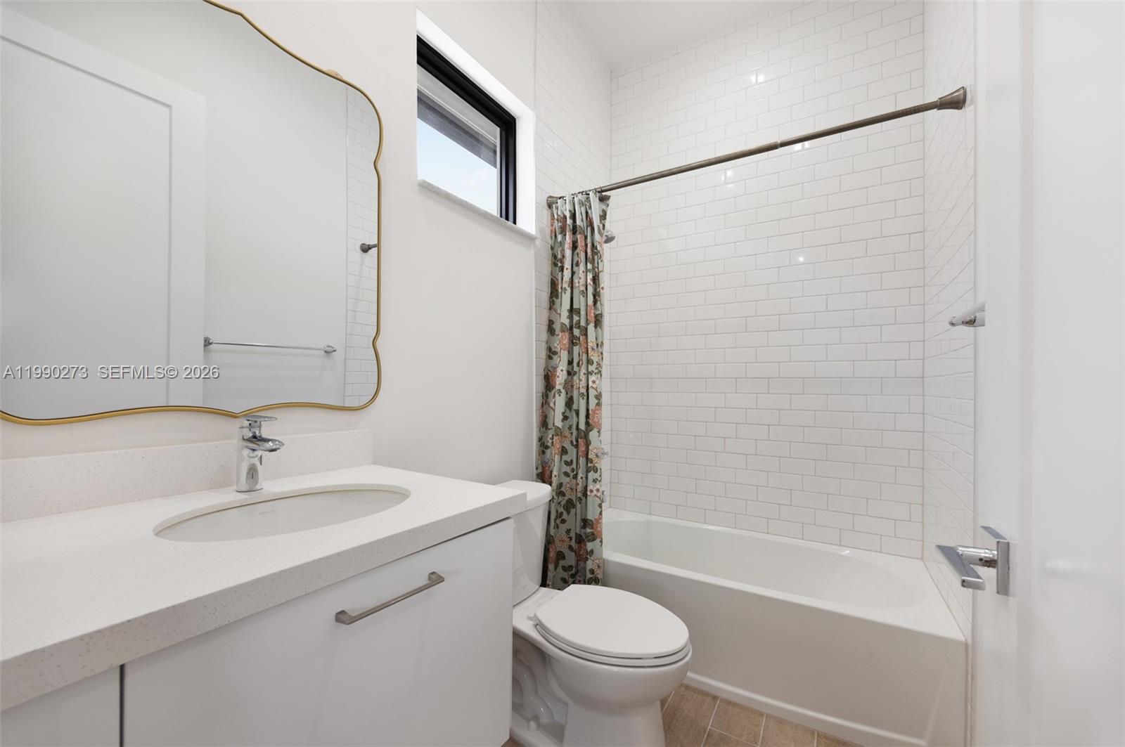 8026 NW 43rd St Doral, FL 33166