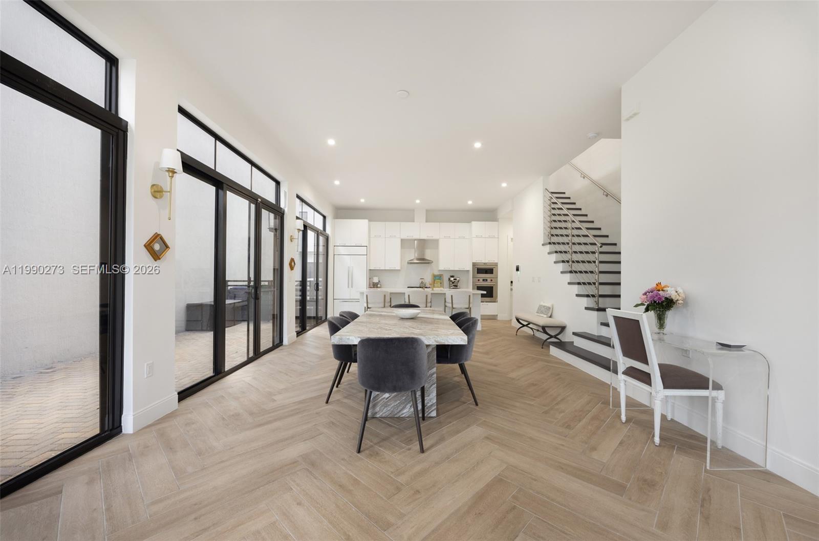 8026 NW 43rd St Doral, FL 33166