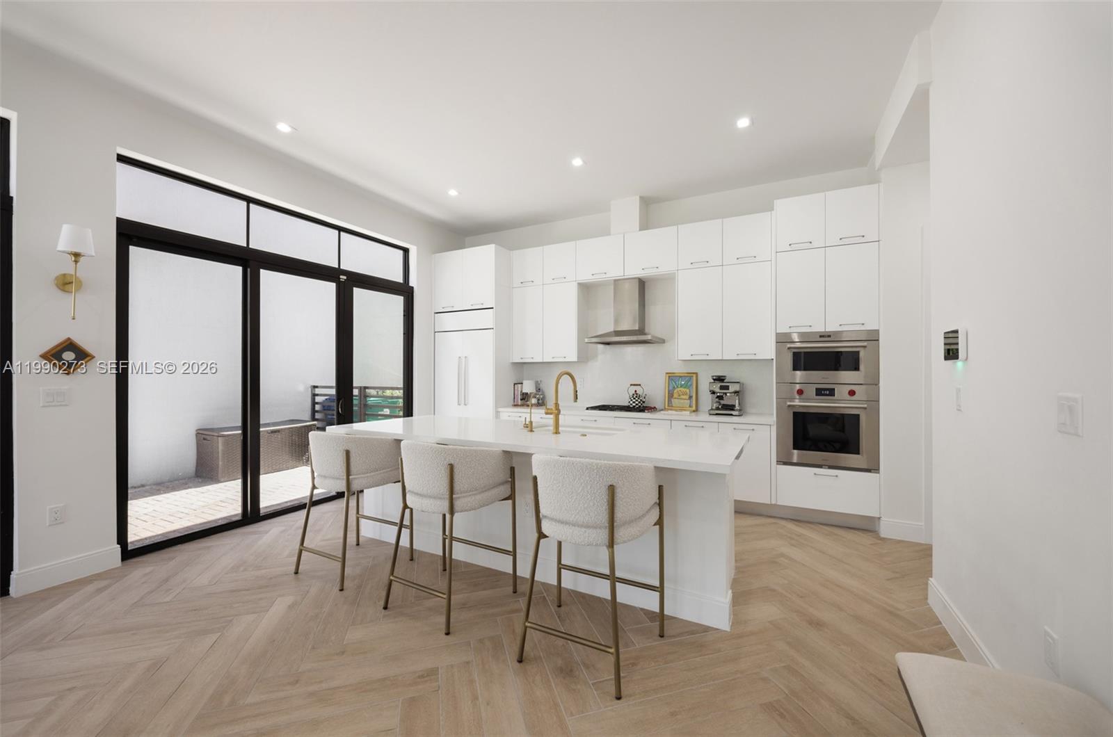 8026 NW 43rd St Doral, FL 33166