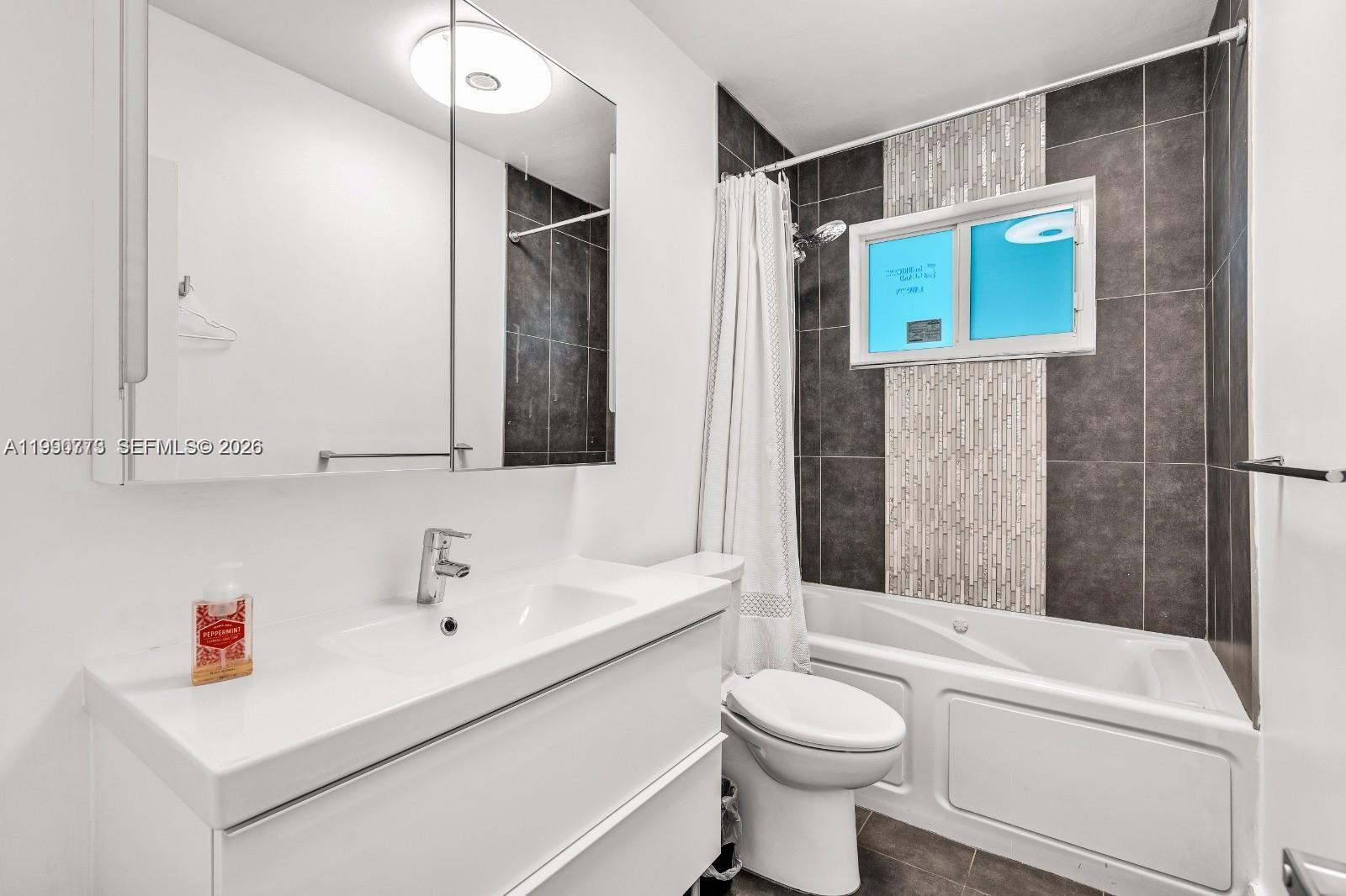 1040 N Royal Poinciana Blvd Miami Springs, FL 33166