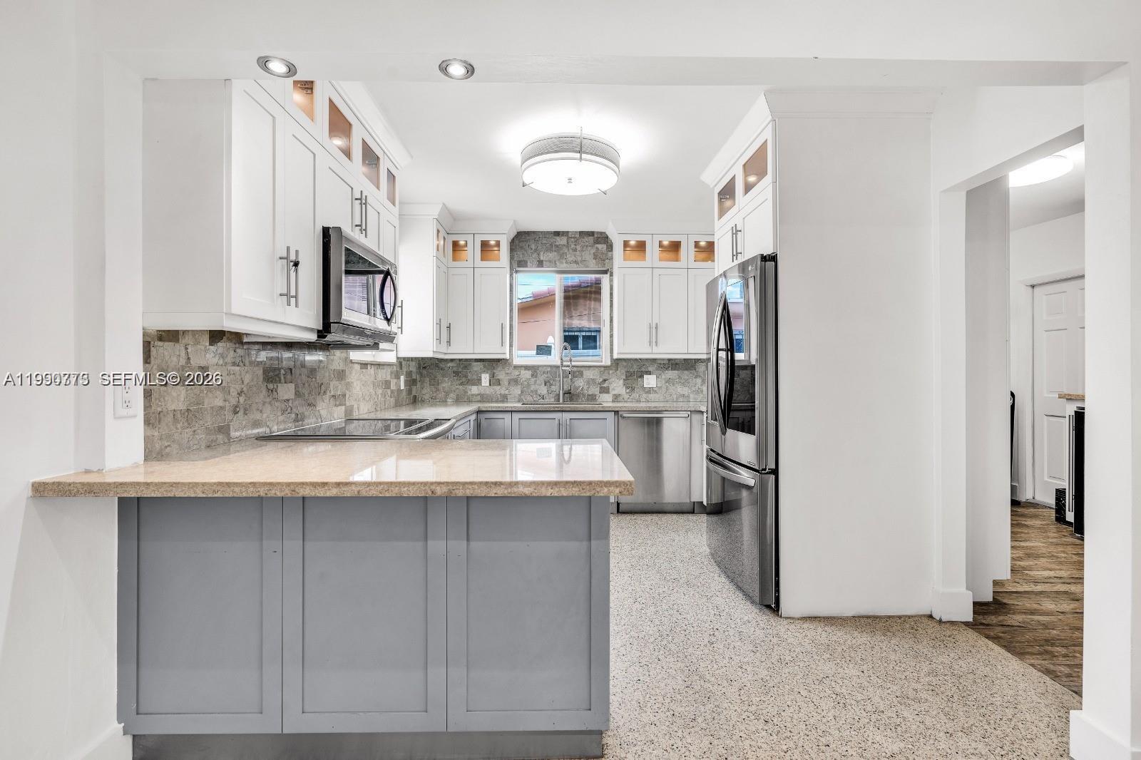 1040 N Royal Poinciana Blvd Miami Springs, FL 33166