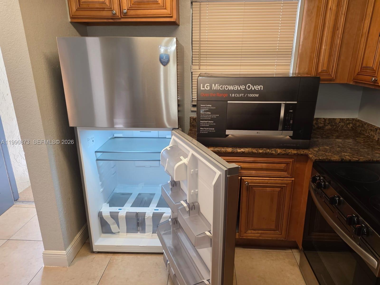 1495 Lake Crystal Dr #H West Palm Beach, FL 33411