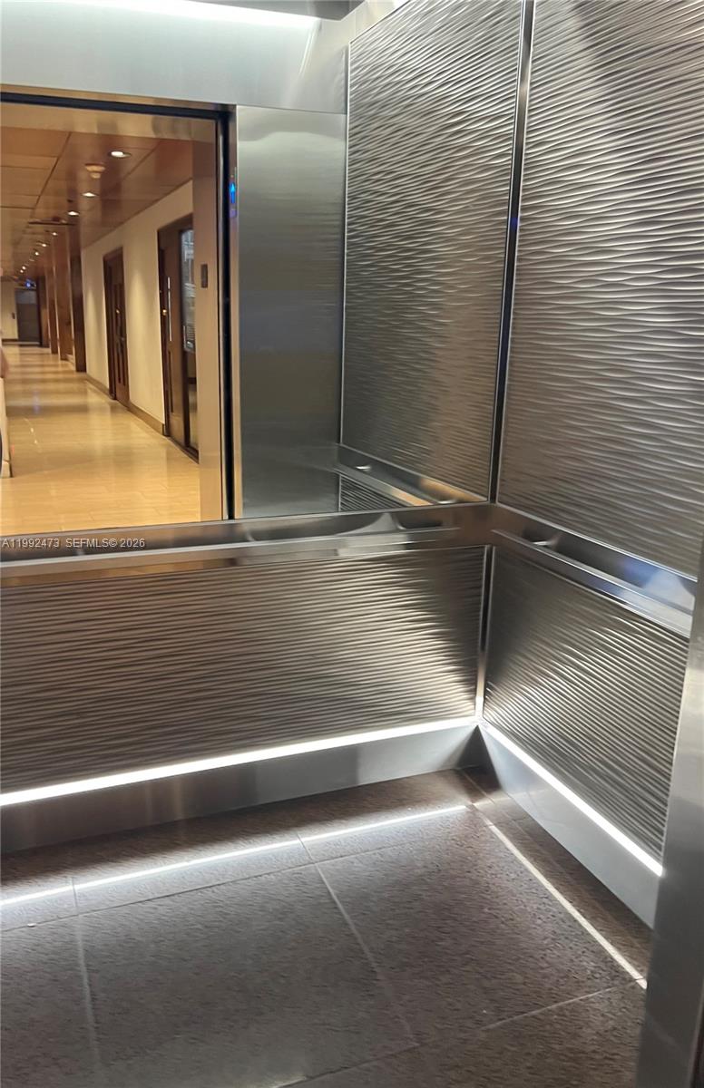 2333 Brickell Ave #2310 Miami, FL 33129