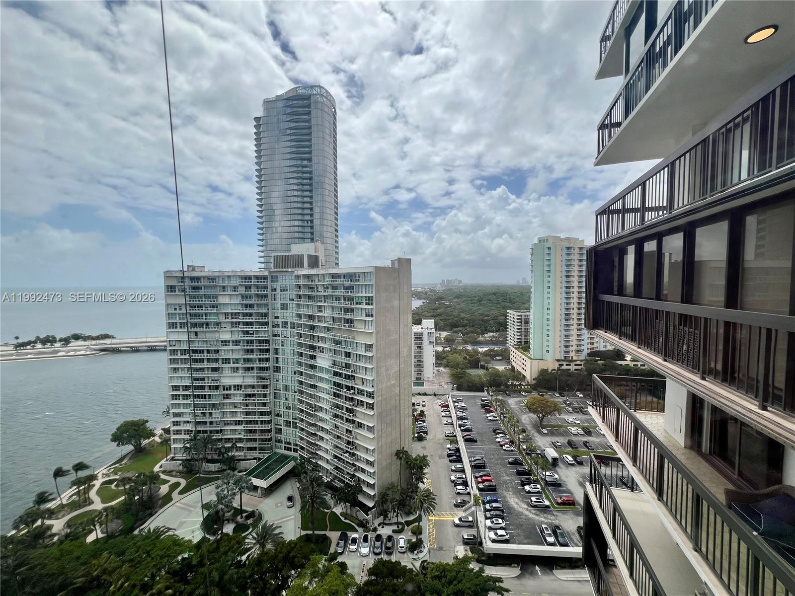2333 Brickell Ave #2310 Miami, FL 33129