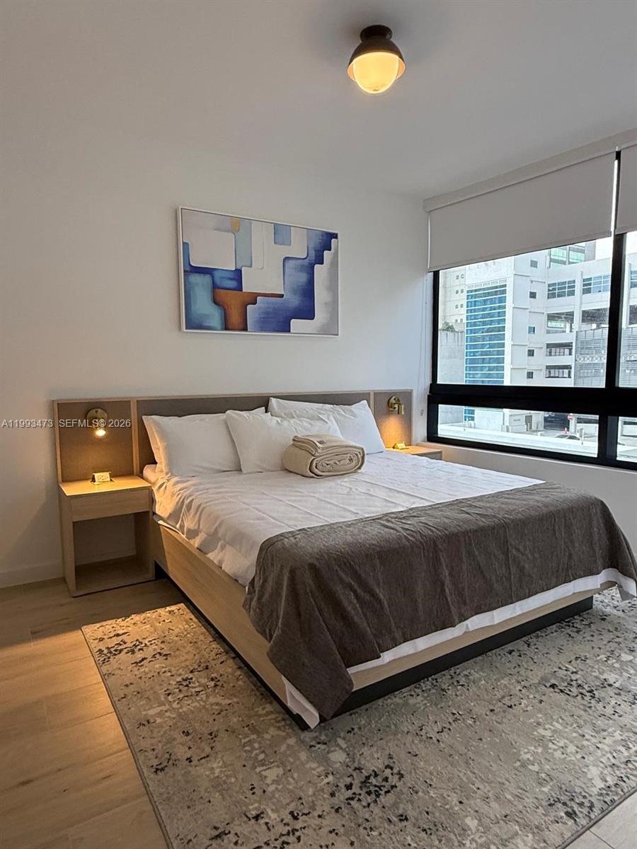 225 N Miami Ave #910 Miami, FL 33128